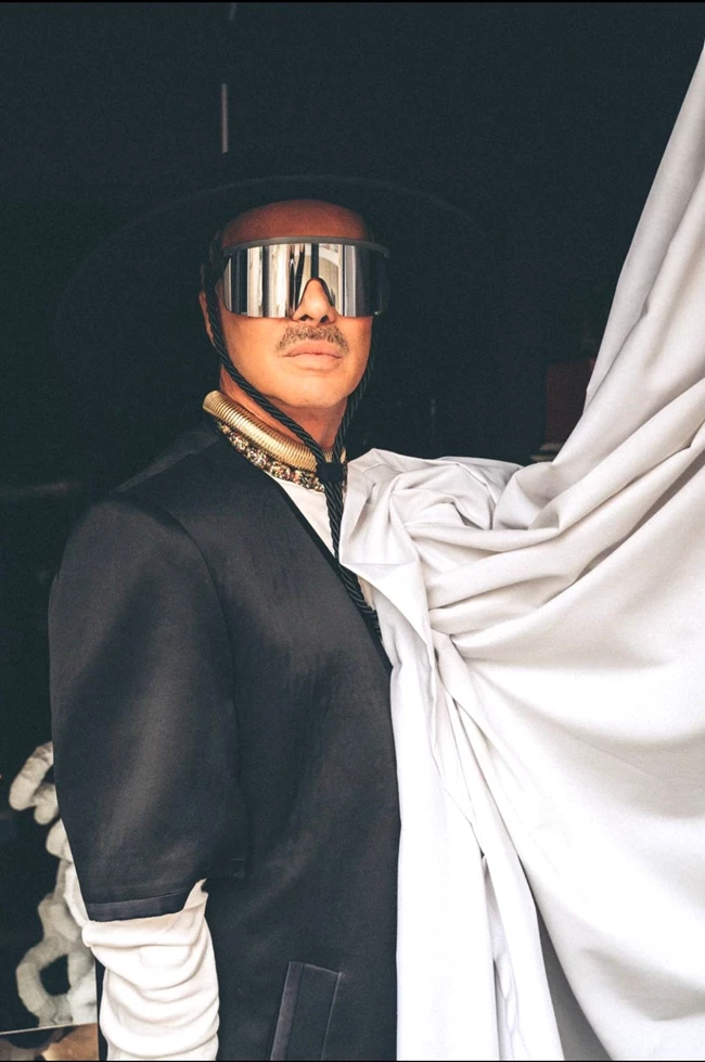 LAKIS GAVALAS x BROWN HOTELS