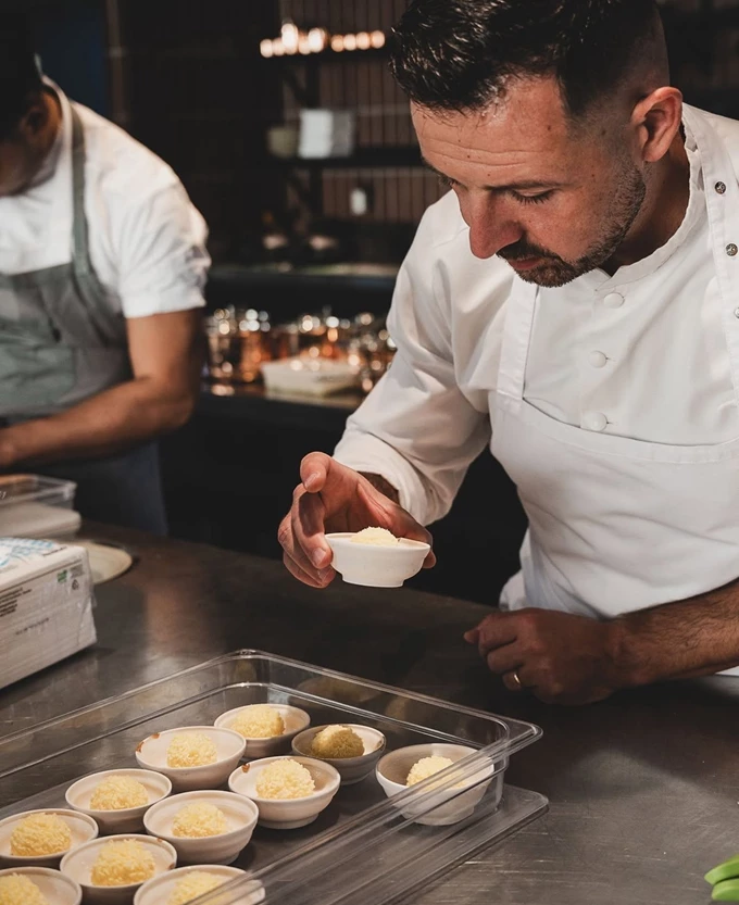 Ο Executive Chef του εστιατορίου Frantzén Κώστας Παπαθανασίου 1