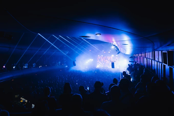 Όλοι πάνε Νέο Κόσμο: Ένα άχαστο διήμερο στη Στέγη 3