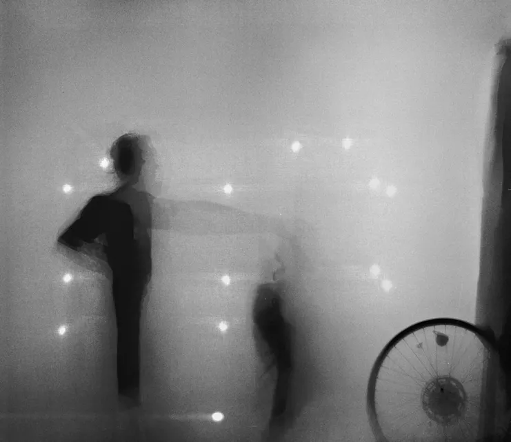 Φωτογραφική εκτύπωση σε μουσαμά. Ευγενική παραχώρηση της Κλάρας Τσουμπλέκα