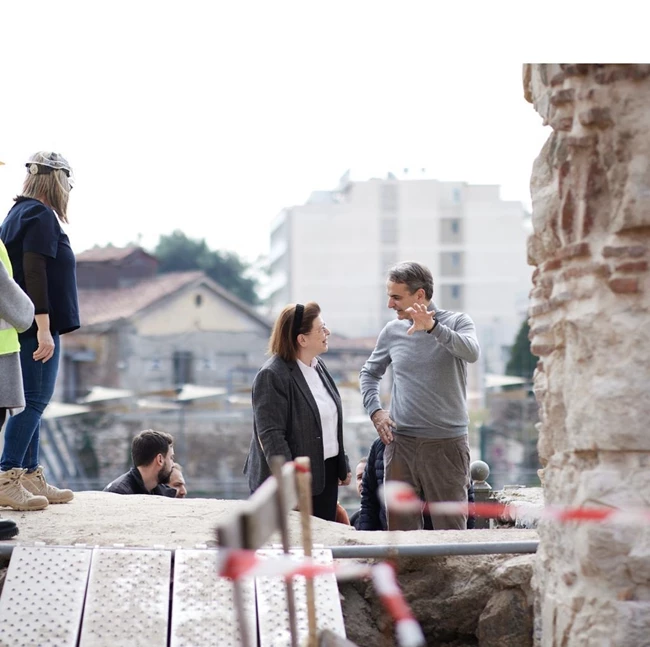 Λίνα Μενδώνη, Κυριάκος Μητσοτάκης στο Μπεζεστένι