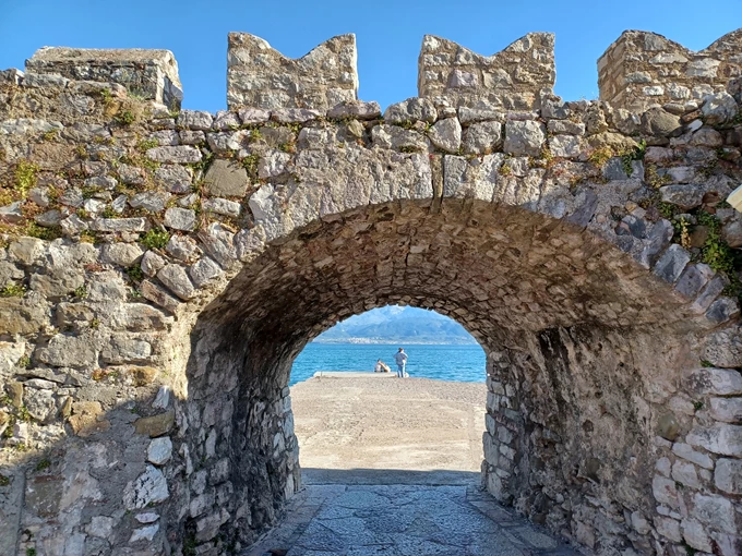 Ναύπακτος