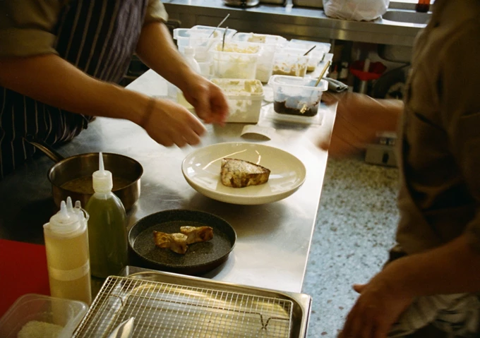 Μπαρ και εστιατόρια της Αθήνας που έκαναν αμέσως σουξέ_LS 1