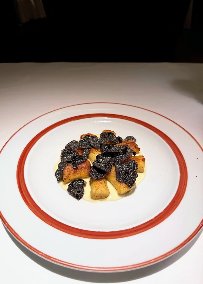 Gnocchi al Tartuffo στο Gio