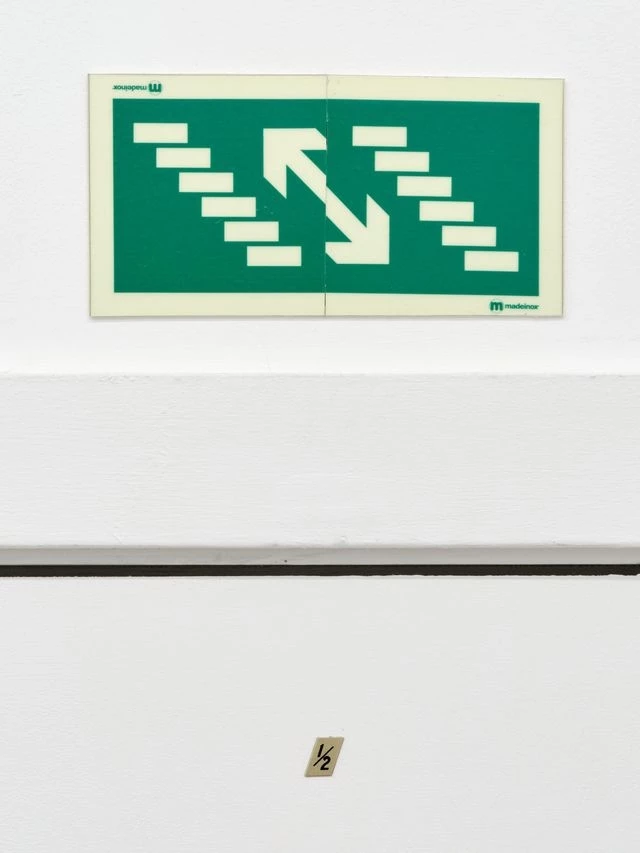 Έκθεση Ελένης Παπάζογλου 2