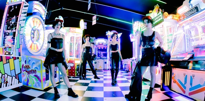 Ποιος θα της το πει;