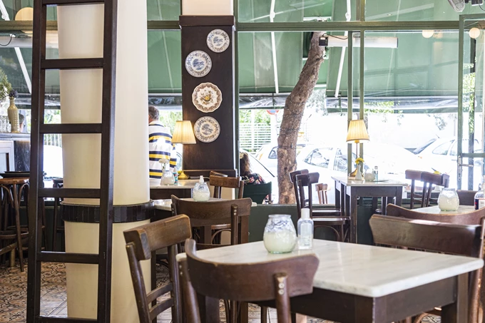 Το καφενείο Τρίγωνο στο Παγκράτι 2