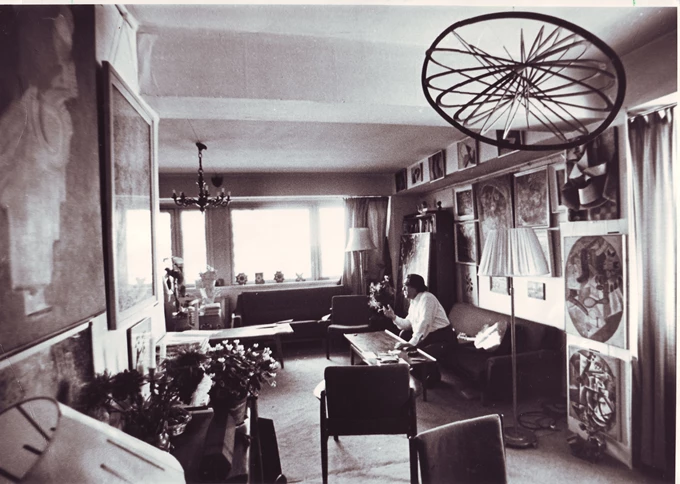 ΜΟΜUS-Μuseum of Modern Art-Costakis Archive