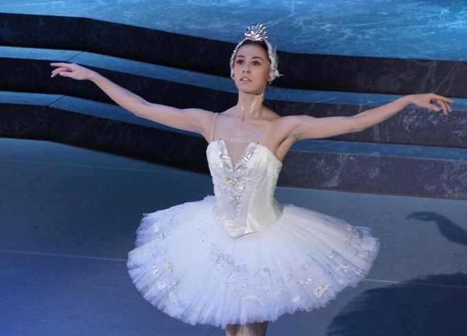 The stars shine under the Acropolis Kiyoka Kimoto Wiener Staatsoper Όπερα της Βιέννης