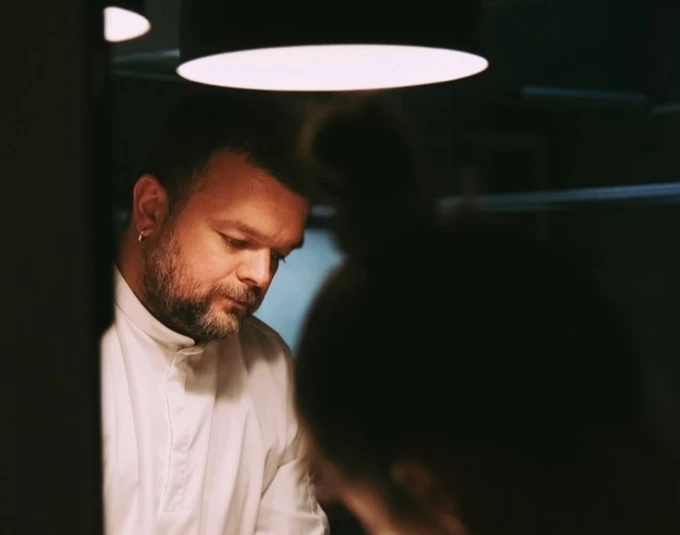 Πώς ο Νίκος Θωμάς έκανε το Simul νοστιμότερο από ποτέ