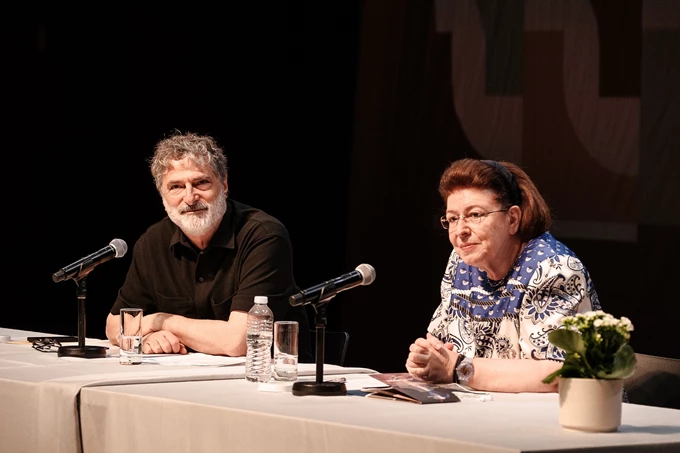 Γιώργος Κουμεντάκης, Λίνα Μενδώνη