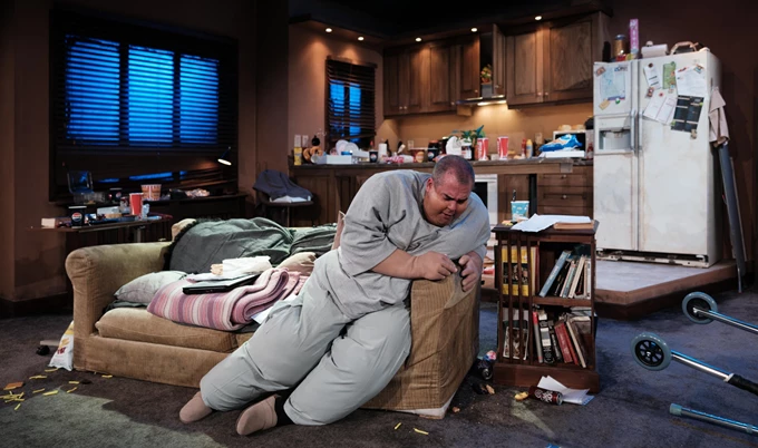 Η φάλαινα, 2024-25