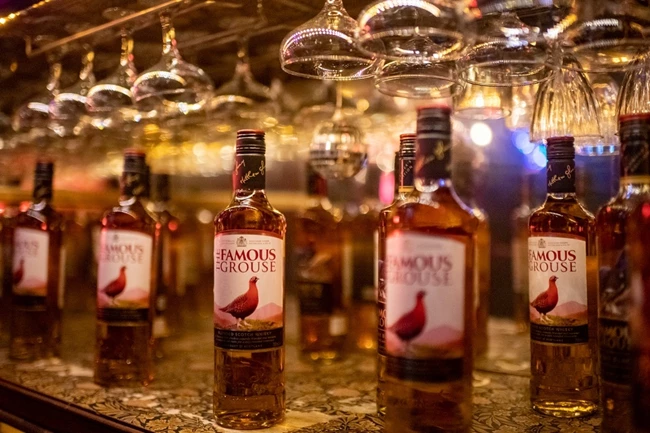 Famous Comedy Nights S02 3