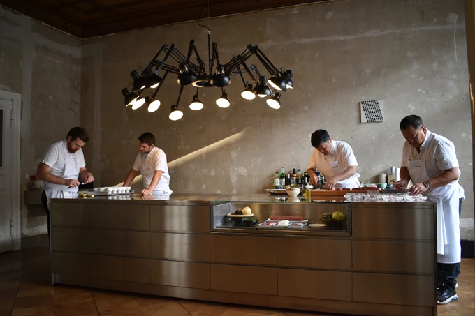 LE DUC SALON
