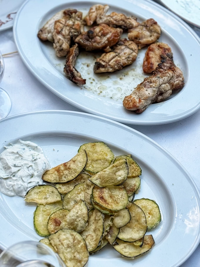 Μανάρι