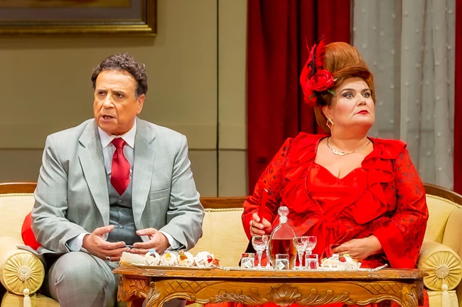 Ο Κλέαρχος η Μαρίνα και ο Κοντός