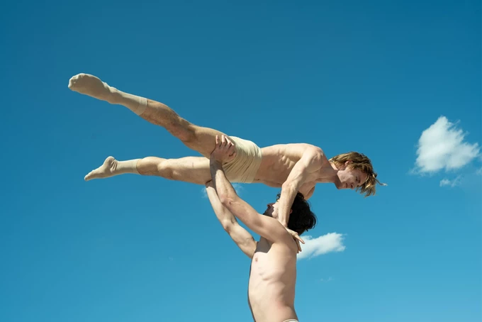 THE DAY BEFORE YOU CAME 7ο Φεστιβάλ Σύγχρονου Χορού Compartments Dance Project
