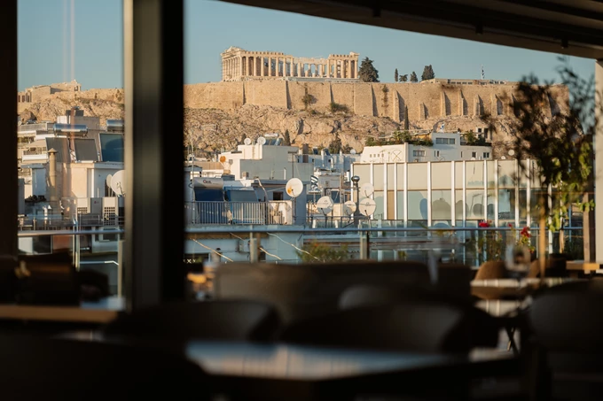 Nyn Esti: Η γαστρονομική εμπειρία στο ΕΜΣΤ επεκτείνεται με νέο μεσημεριανό μενού 1