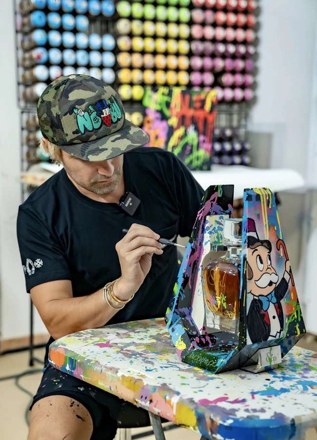 Jacob & Co. x Alec Monopoly ουίσκι 3