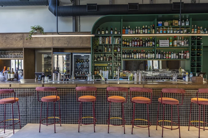 Felicita νέο μπαρ στο Ρουφ 6