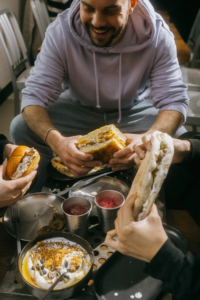 Το νέο εστιατόριο F*ckin’ Fine στο κέντρο 9