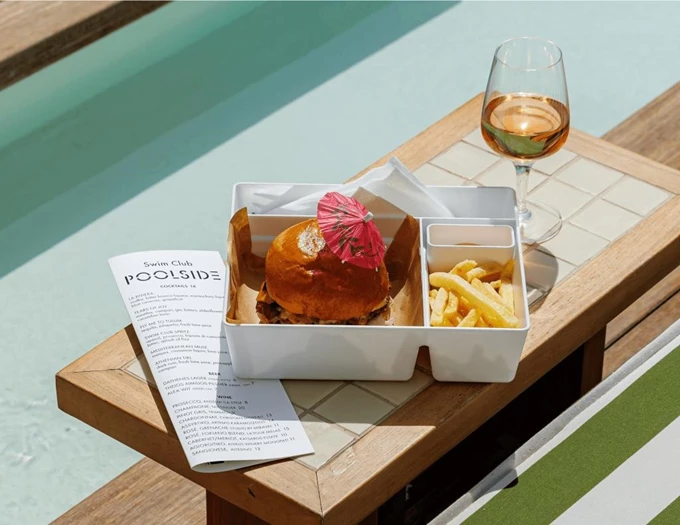 Sebastian-Poolside-Burger.