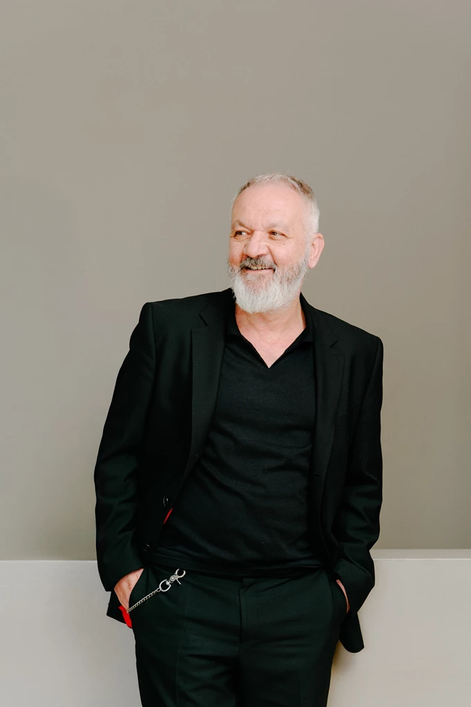 χρήστος θηβαίος