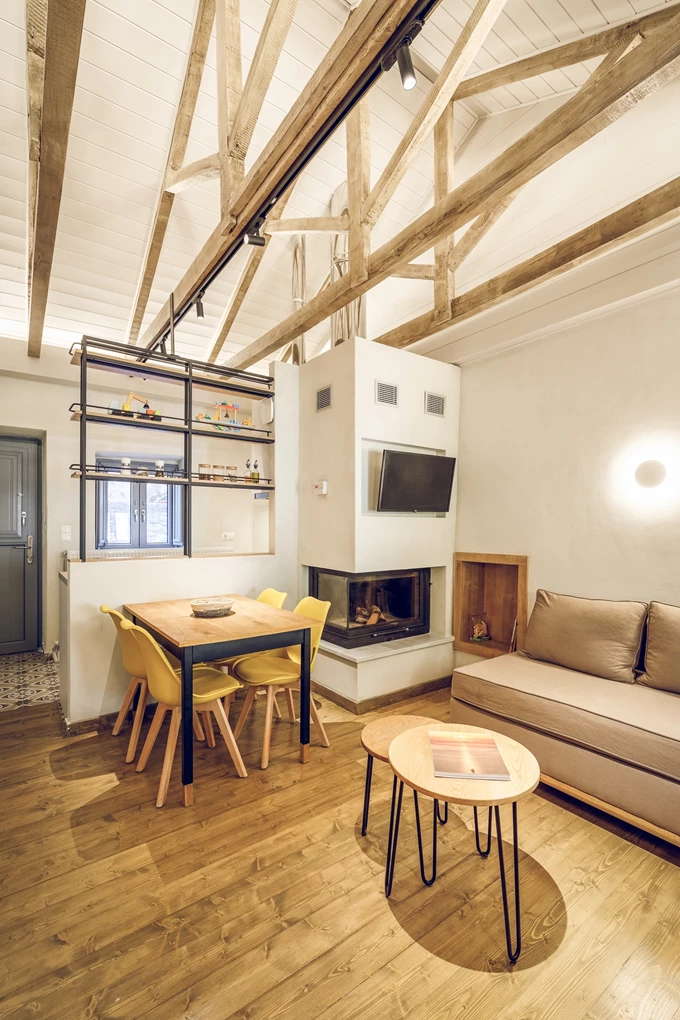 Γκιλέρι Ορεινή Αρκαδία Διακοπές Φθινόπωρο Λαγκάδια ξενώνας κατοικίες