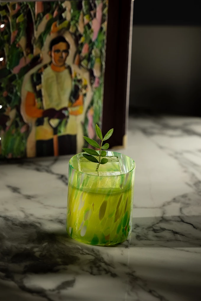 Britannia Bar_Viktor