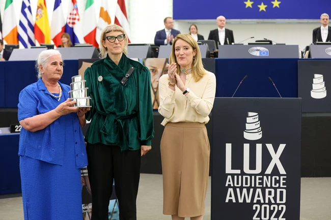 lux_award2022_1