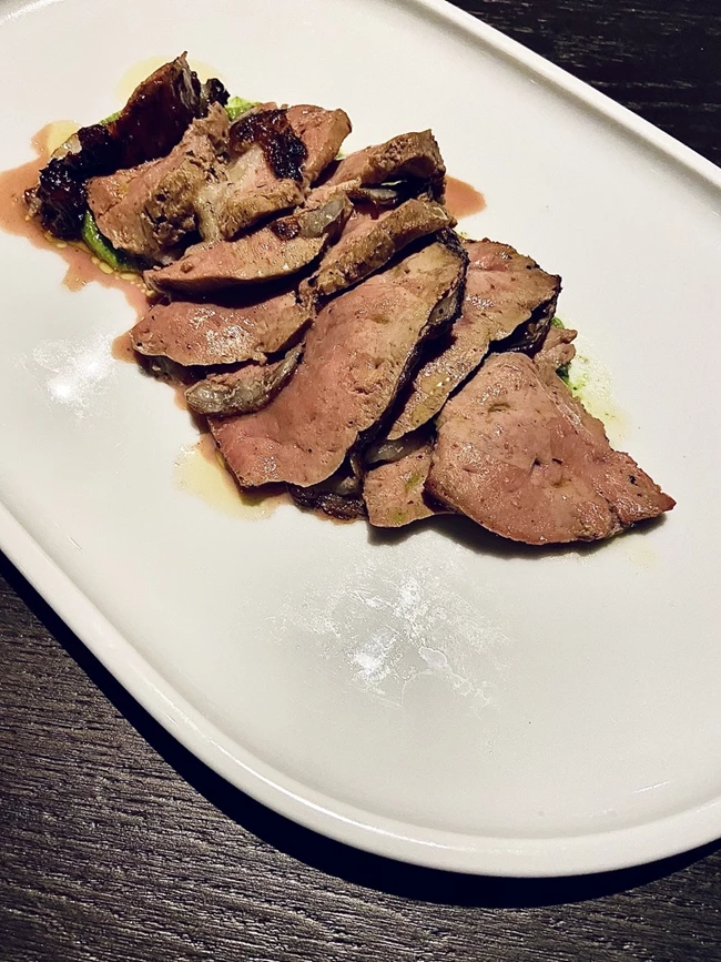 Το συκώτι φρυγαδέλι στο εστιατόριο OX Chop house