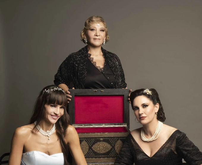 Μαρίκα με είπανε - Μαρίκα με βγάλανε