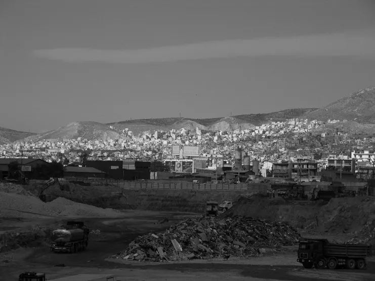 &quot;στῆθι καὶ οἴκτιρον&quot;, Μάνια Μπενίση