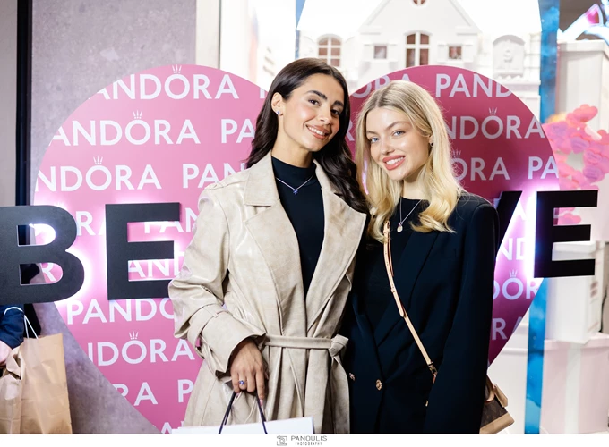 PANDORA ΣΤΗΝ ΕΡΜΟΥ