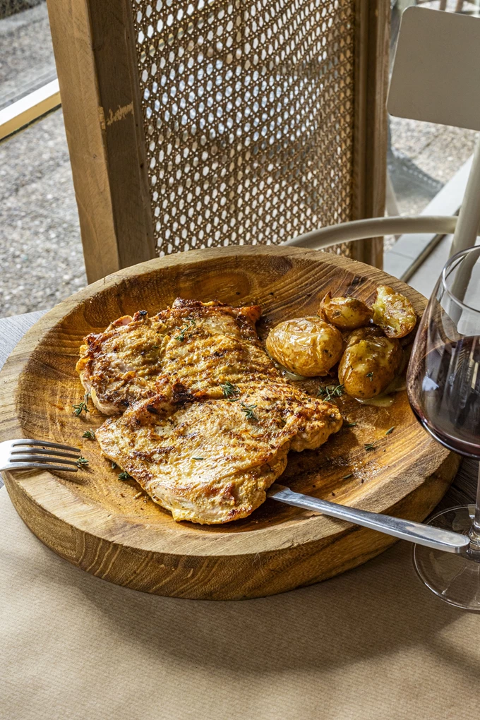 Για after office εμπειρίες στο Azimouthio 3