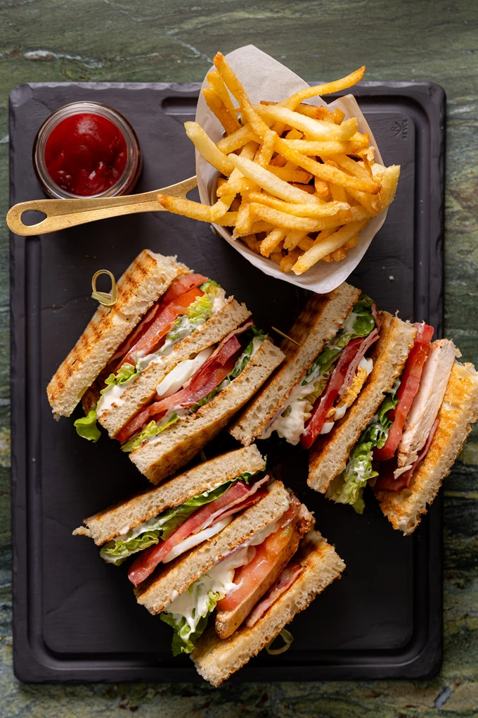 NEW HOTEL BRUNCH