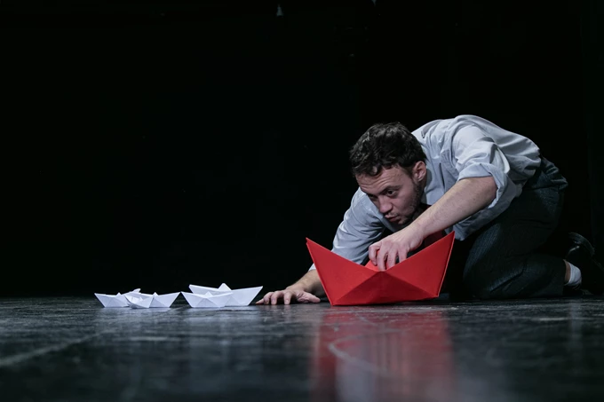 Να ξέρετε πως αυτό που ακούτε είναι σφύριγμα τρένου