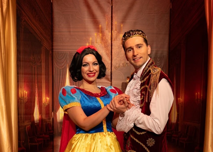 Η Χιονάτη και οι 7 Νάνοι Τζουάνη