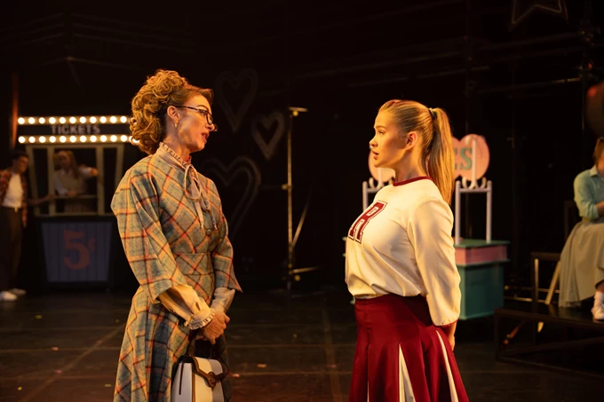 GREASE στο Christmas Theater 2025-26