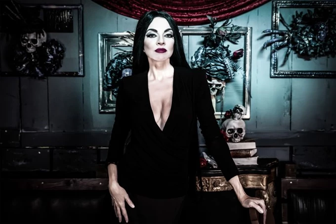 ΟΙΚΟΓΕΝΕΙΑ ΑΝΤΑΜΣ σκηνοθ. Μαρσέλλου 2025