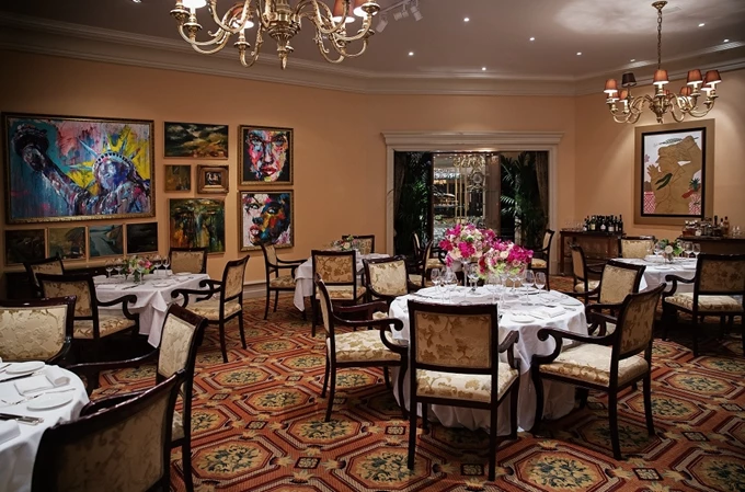 Symposio at Ark: Συμποσίου έναρξις με