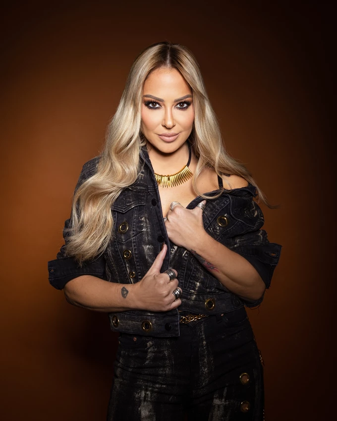 Μελίνα Ασλανίδου