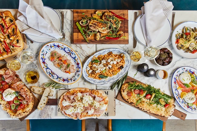Κυριακάτικο brunch ή lunch στο 'Mercato' του 'Four Seasons'