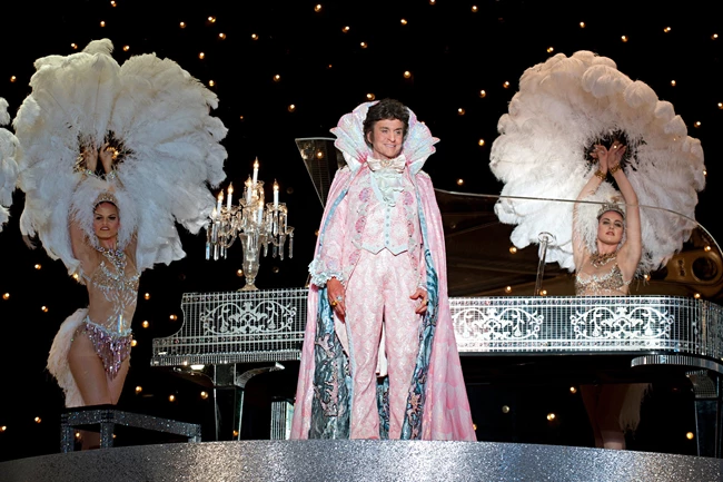 behind_the_candelabra
