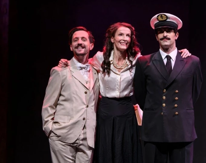 ΤΟ ΤΡΙΤΟ ΣΤΕΦΑΝΙ, σκηνοθ. Λιβαθινός