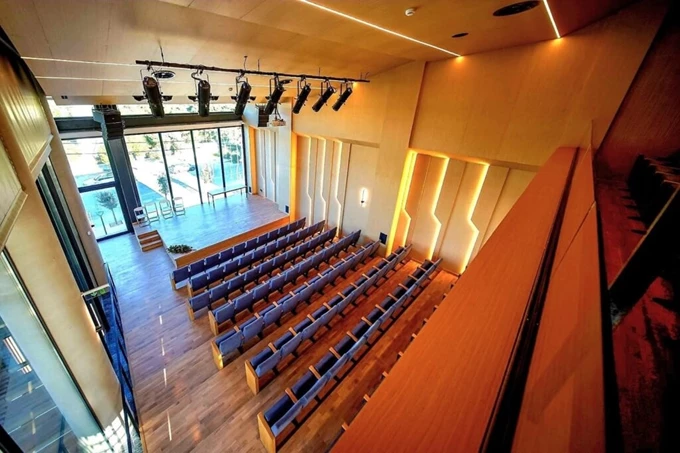 Κέντρο Πολιτισμού Δήμος Γλυφάδας 2