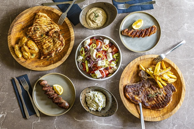 Azimouthio, Κερατσίνι, αφιέρωμα κρέας