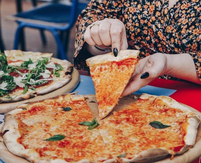 School Pizza Bar Πίτσα Κέντρο