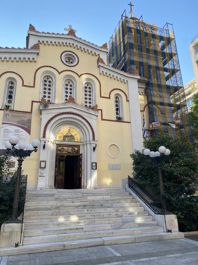 Αυτοψία της Λίνας Μενδώνη στον Ι.Ν. Ζωοδόχου Πηγής