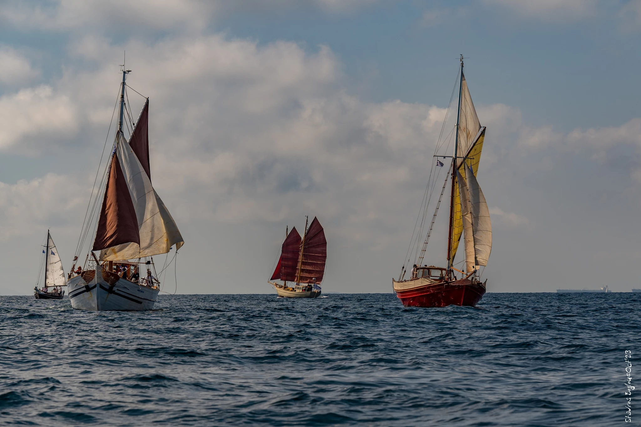 Surfing on the Art Waves